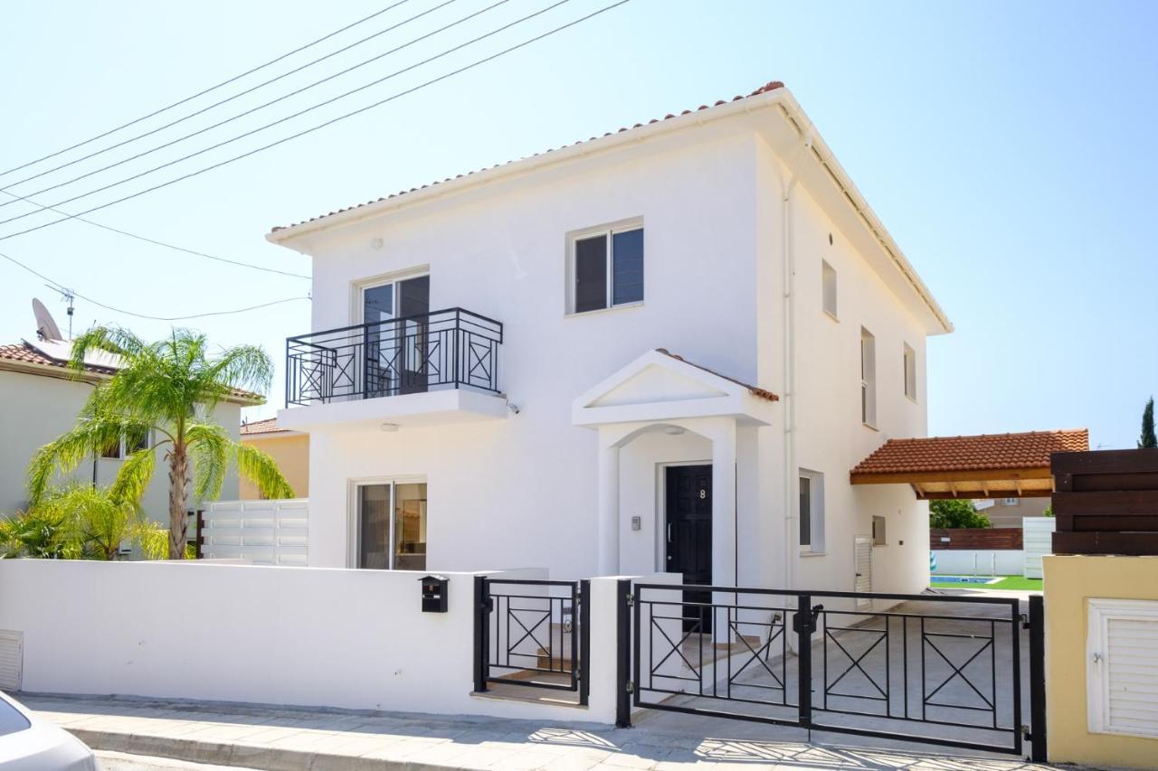 Voroklini Villa With Pool Larnaca Extérieur photo